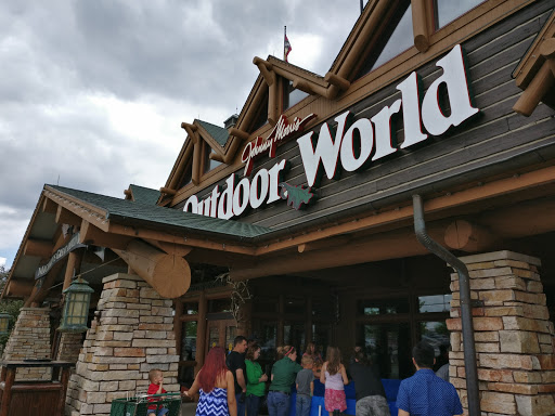 Sporting Goods Store «Bass Pro Shops», reviews and photos, 4500 Baldwin Rd, Auburn Hills, MI 48326, USA