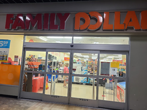 Shopping Mall «Mid City Mall», reviews and photos, 1250 Bardstown Rd #5, Louisville, KY 40204, USA