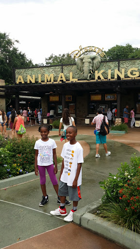 Department Store «Bon-Ton», reviews and photos, 443 E Main St, Westfield, MA 01085, USA