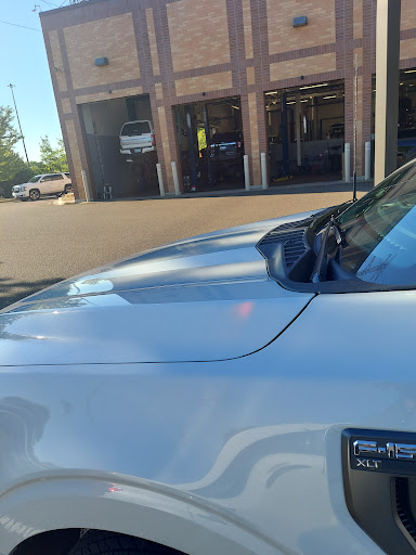 Car Dealer «Metropolitan Ford of Eden Prairie», reviews and photos, 12477 Plaza Dr, Eden Prairie, MN 55344, USA