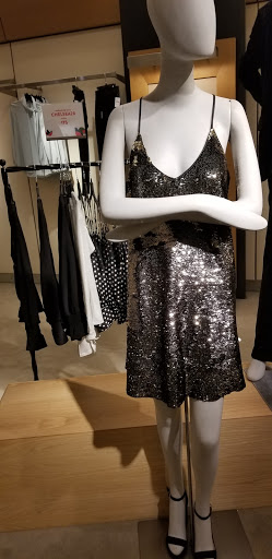 Department Store «Nordstrom MacArthur Center», reviews and photos, 301 Cumberland St, Norfolk, VA 23510, USA