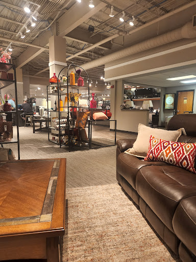Furniture Store «HOM Furniture», reviews and photos, 7600 Hudson Rd, Woodbury, MN 55125, USA
