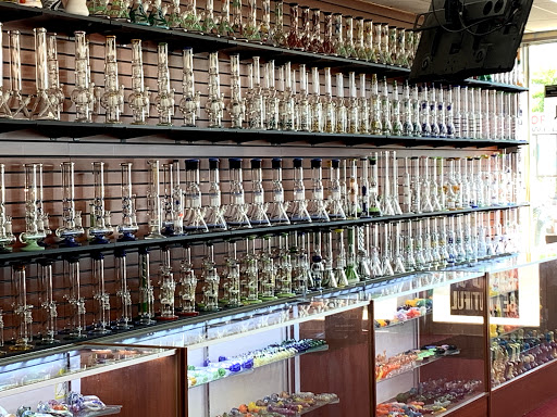 Tobacco Shop «oasis smoke shop», reviews and photos, 4212 Union Rd, Cheektowaga, NY 14225, USA