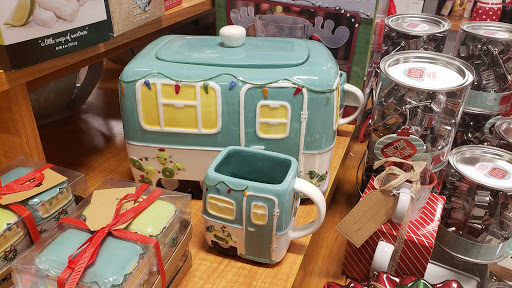 Department Store «TJ Maxx», reviews and photos, 43 Marshall Hill Rd, West Milford, NJ 07480, USA