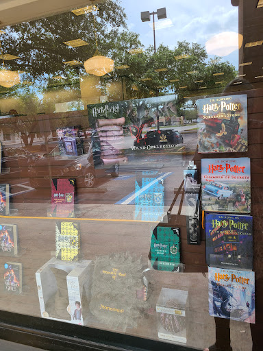 Book Store «Barnes & Noble», reviews and photos, 11802 Dale Mabry Hwy, Tampa, FL 33618, USA