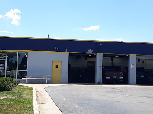 Tire Shop «D & D Tire Service», reviews and photos, 3431 S Chambers Rd, Aurora, CO 80014, USA