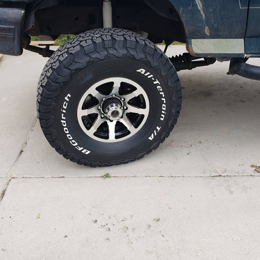 Tire Shop «Discount Tire Store - W Valley City, UT», reviews and photos, 2999 S Glen Eagle Dr, West Valley City, UT 84128, USA