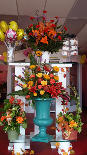 Florist «HOUSE OF BUTTERFLIES FLORIST», reviews and photos, 1303 W Buckingham Rd #109, Garland, TX 75040, USA