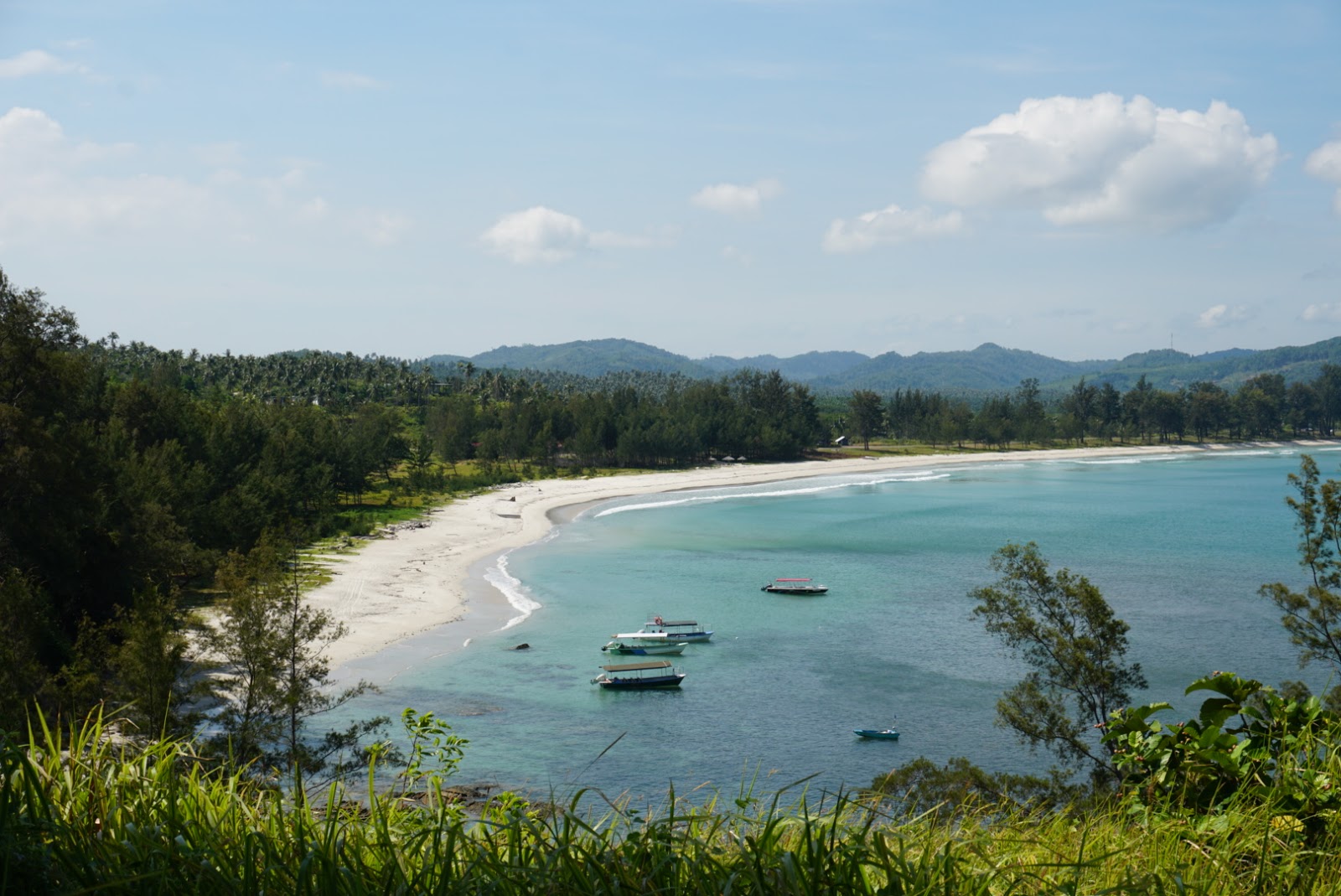 Photo of Kalampunian Beach - popular place among relax connoisseurs