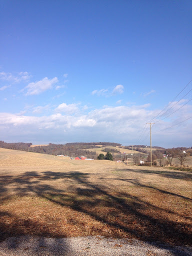 Apartment Building «Village Realty Apartments», reviews and photos, 410 Orchard Ct, Red Lion, PA 17356, USA