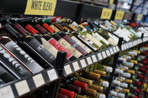 Wine Store «BevMax Wines & Liquors», reviews and photos, 345 Huntington Turnpike, Bridgeport, CT 06610, USA