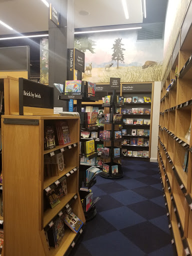 Book Store «Amazon Books», reviews and photos, 4601 26th Ave NE, Seattle, WA 98105, USA