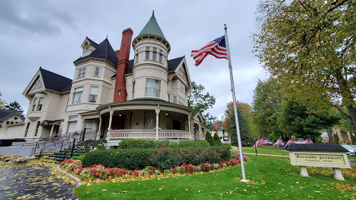 Funeral Home «Reynolds-Jonkhoff Funeral Home», reviews and photos, 305 6th St, Traverse City, MI 49684, USA