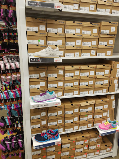 Shoe Store «Reebok», reviews and photos, 1000 Tanger Dr #215A, Locust Grove, GA 30248, USA