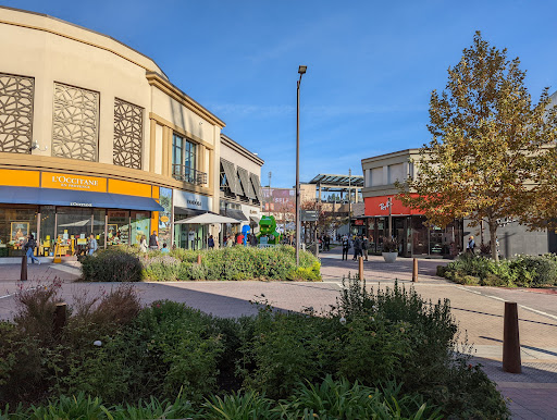 Shopping Mall «Broadway Plaza», reviews and photos, 1275 Broadway Plaza, Walnut Creek, CA 94596, USA