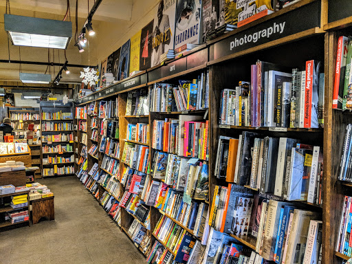 Book Store «Boswell Book Company», reviews and photos, 2559 N Downer Ave, Milwaukee, WI 53211, USA