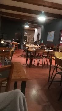 Atmosphère du Restaurant L'Ardoise - Cuisine Libre à Salles-d'Aude - n°11