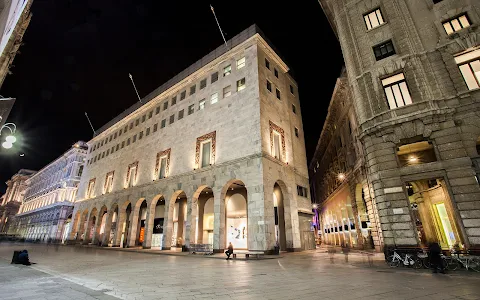 Rinascente Milano Piazza Duomo image