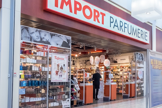 Rezensionen über Import Parfumerie Haag Im Rüti in Arbon - Kosmetikgeschäft