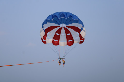 Tourist Attraction «Hampton Beach Parasail and SUP Rental», reviews and photos, 1 Ocean Blvd, Hampton, NH 03842, USA