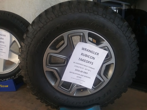 Car Dealer «Simi Valley Chrysler Dodge Jeep Ram», reviews and photos, 2350 First St, Simi Valley, CA 93065, USA