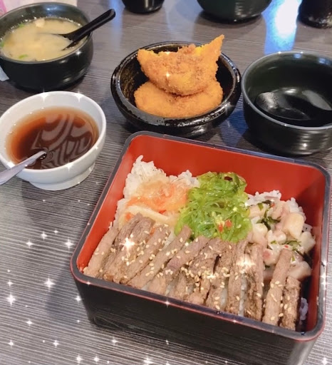 魚丼屋 日式料理店 的照片
