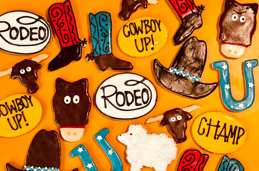 Pet Store «Fetch & Friskers Barkery and Bow-tique», reviews and photos, 701 S Main St, Boerne, TX 78006, USA