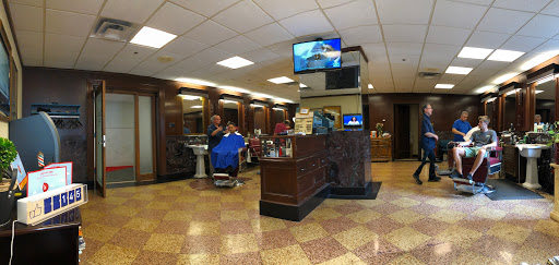 Barber Shop «The Civic Opera Barber Shop», reviews and photos, 20 N Upper Wacker Dr #1549, Chicago, IL 60606, USA