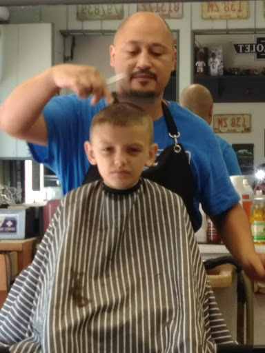 Barber Shop «Mug & Brush Barber Shop», reviews and photos, 125 S Main St, London, OH 43140, USA