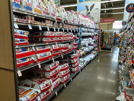 Pet Supply Store «Petco Animal Supplies», reviews and photos, 15622 Old Columbia Pike, Burtonsville, MD 20866, USA