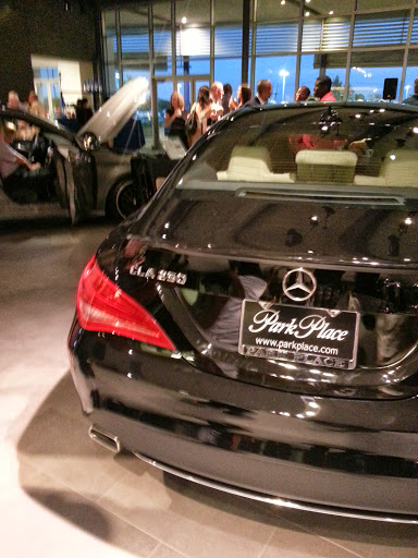Mercedes Benz Dealer «Park Place Motorcars Mercedes-Benz Grapevine», reviews and photos, 1300 Texan Trail, Grapevine, TX 76051, USA