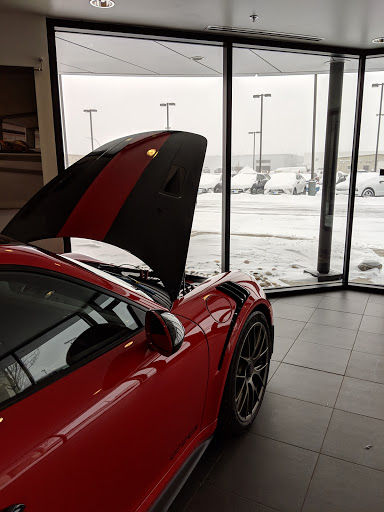 Car Dealer «Valley Imports Inc», reviews and photos, 402 40th St S, Fargo, ND 58103, USA