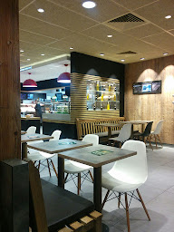 Photo n°82 de McDonald's à Guérande ()