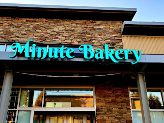Minute Bakery | Custom Cakes, Cupcakes, Pastries | Best Cake Shop in Surrey