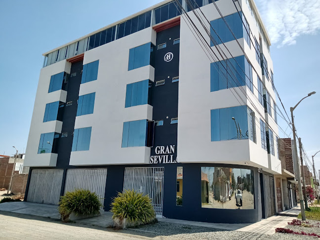 Casuarinas, Nuevo Chimbote 02711