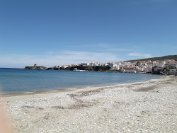 Neimporio beach'in fotoğrafı - rahatlamayı sevenler arasında popüler bir yer