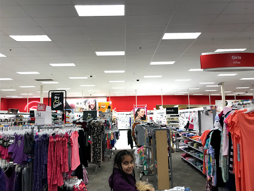 Department Store «Target», reviews and photos, 160 N Research Pl, Central Islip, NY 11722, USA