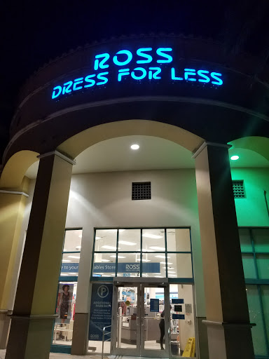 Clothing Store «Ross Dress for Less», reviews and photos, 2 Miracle Mile, Coral Gables, FL 33134, USA