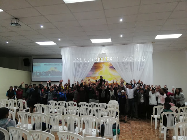 Opiniones de Iglesia Universal del Reino de Dios en Riobamba - Iglesia