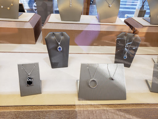 Jewelry Buyer «Bell Family Jewelers», reviews and photos, 40-21 Bell Blvd, Bayside, NY 11361, USA