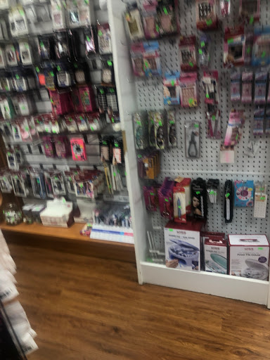 Beauty Supply Store «Classy Beauty Supply», reviews and photos, 4925 University Dr NW #126, Huntsville, AL 35816, USA