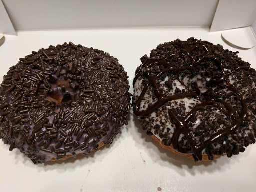 Donut Shop «Duck Donuts», reviews and photos, 409 Pisgah Church Rd, Greensboro, NC 27455, USA