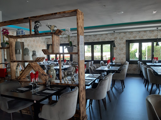 Restaurante Good Asia - Plaza Sierra Castilla, Urbanizacion la Marina, 37, 03177 San Fulgencio, Alicante, España