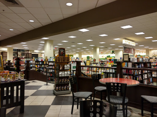 Book Store «Barnes & Noble», reviews and photos, 131 Colonie Center #355, Albany, NY 12205, USA