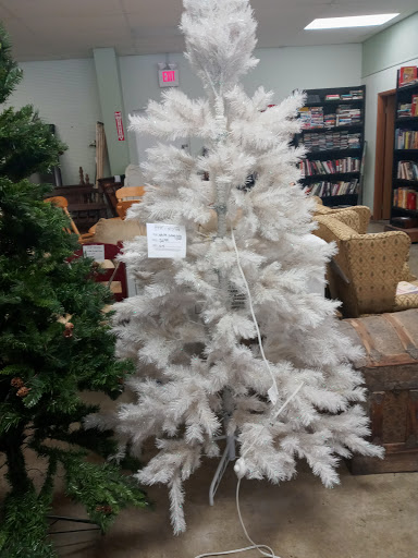 Thrift Store «Downtown Rescue Mission Thrift», reviews and photos, 2616 Spring Ave SW, Decatur, AL 35601, USA