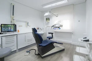 Clínica Dental Dr. Jiménez Sanz image