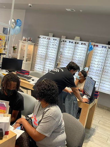 Optician «Family Eye Physicians», reviews and photos, 6201 95th St, Oak Lawn, IL 60453, USA