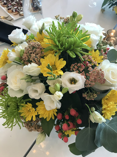 Florist «Village Petals Inc», reviews and photos, 573 S Grant Ave, Columbus, OH 43206, USA