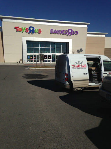 Locksmith «Teamwork Locksmith Inc In New Braunfels», reviews and photos, 211 W Lincoln St, New Braunfels, TX 78130, USA