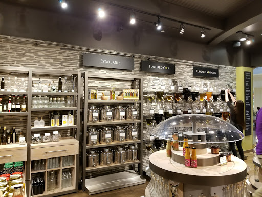Gourmet Grocery Store «Oil & Vinegar», reviews and photos, 8429 Park Meadows Center Dr B121, Lone Tree, CO 80124, USA